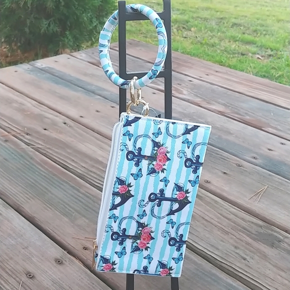 Wristlet/wallet blue rose & anchor nautical theme NWT ✨Host Pick✨ - Picture 3 of 8